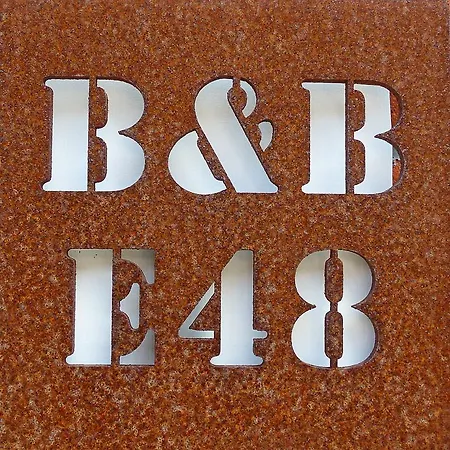 E48